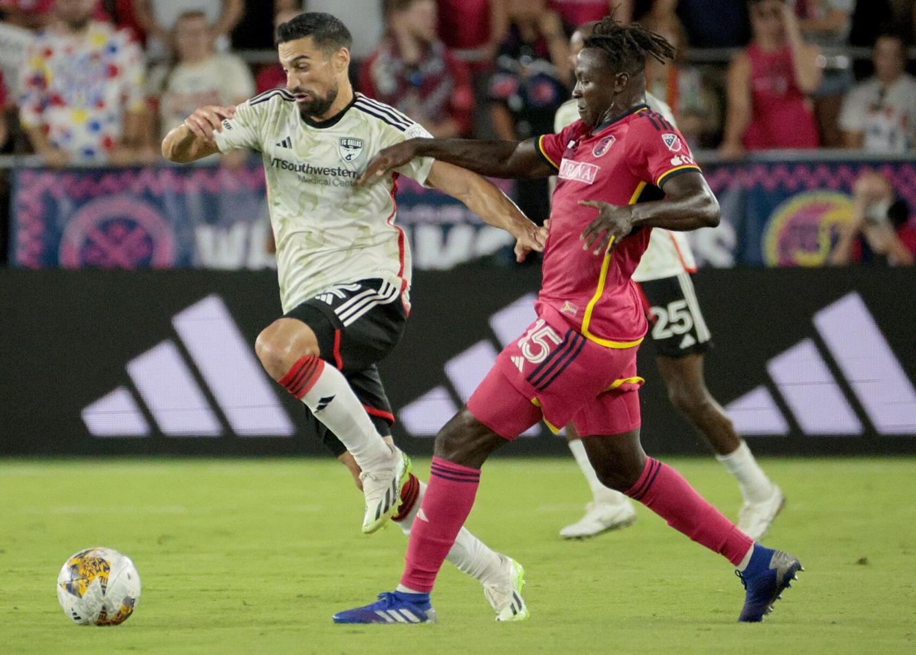 St. Louis City SC resigns veteran center back Josh Yaro