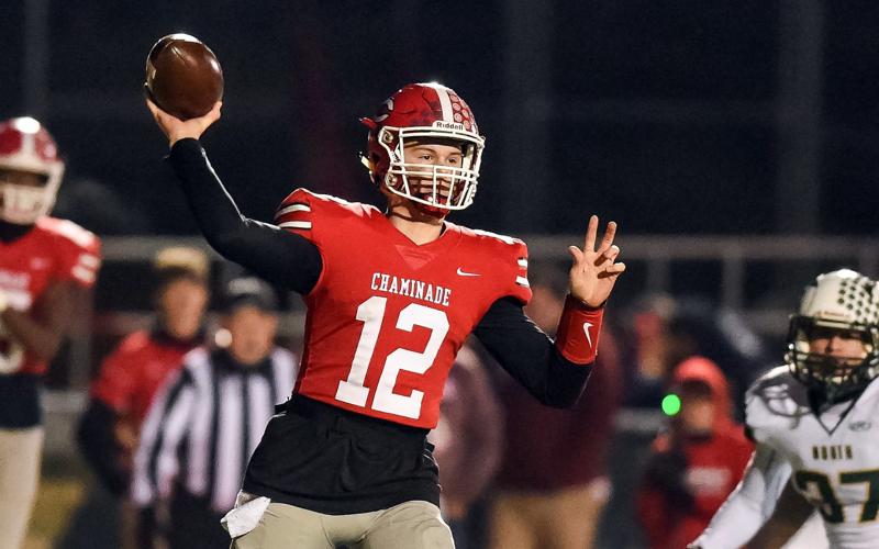 19-22-11FtZumwaltN@ChaminadeC5quarter(10)