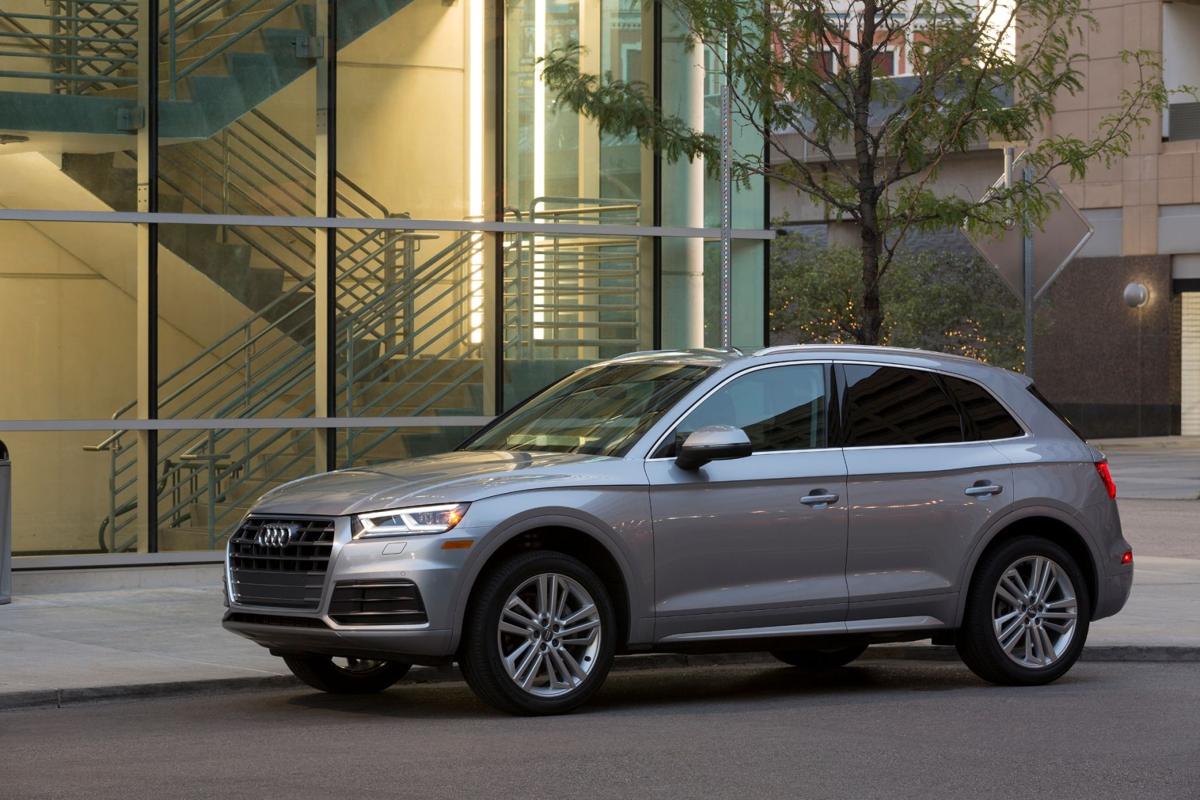 2018 Audi Q5 Everybody S Got A Crossover Blends Practicality Fully Redesigned For 2018 The Audi Q5 Is A Deft Blend Of Crossover Utility And Driving Athleticism