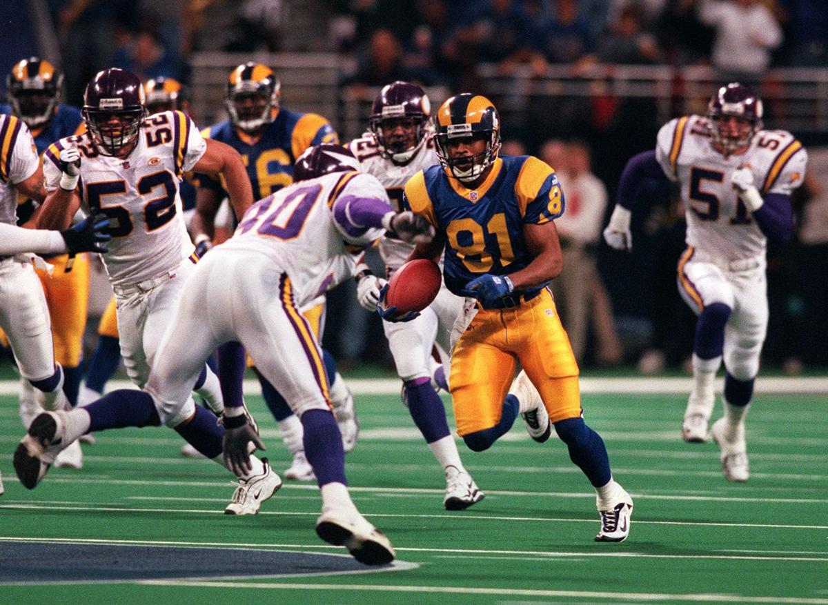 Isaac Bruce Scores vs Vikings in NFC Playoff Game, 1/16/2000 