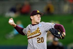 052926-owh-spo-ncaabase-nf-39.JPG