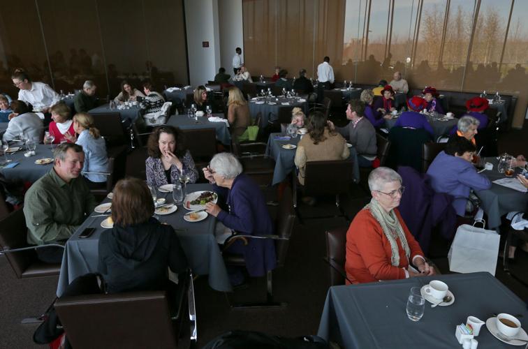 St. Louis Art Museum restaurant gets new boss, menu