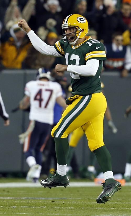 Rodgers Green Bay Annihilate Chicago Football Stltoday Com