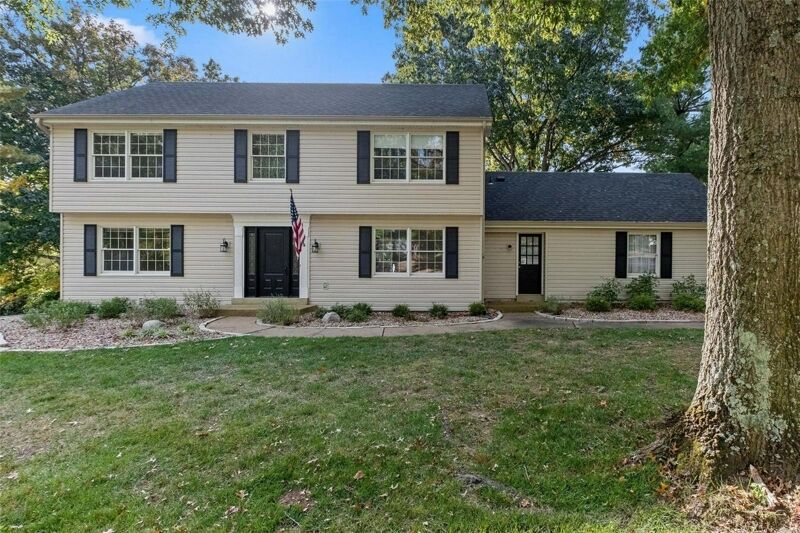 4 Bedroom Home in St Louis 575,000