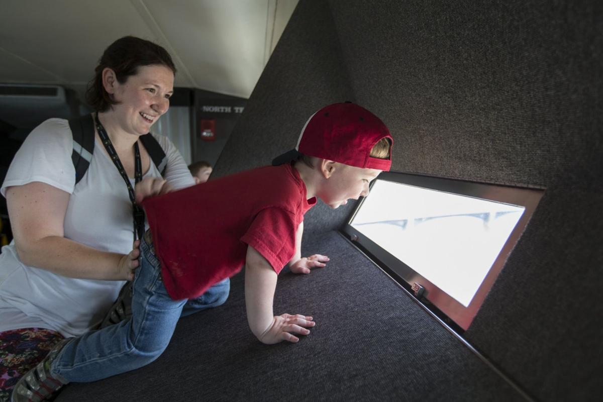 Tram rides taking visitors to top of Gateway Arch resume today | Metro | www.waterandnature.org