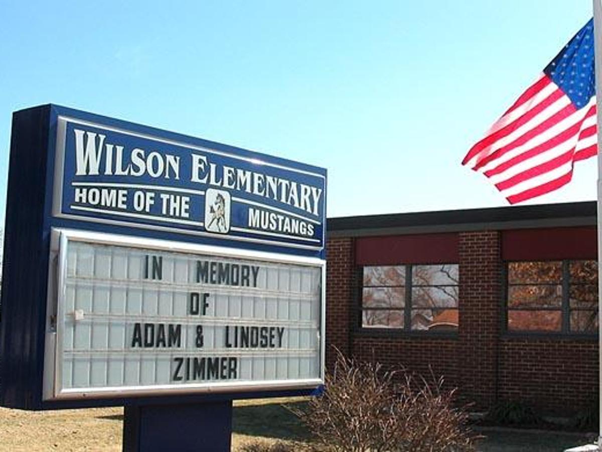 Granite City Teacher Wife And Unborn Child Killed In Car Accident Local Illinois News Stltoday Com