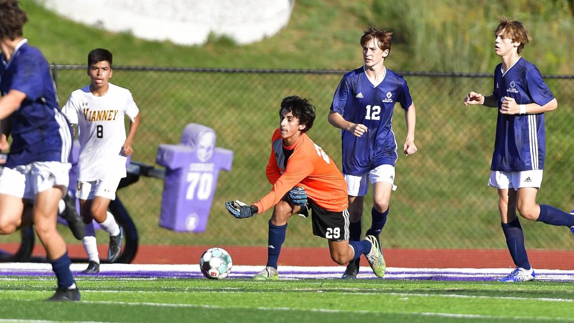 Boys Soccer Notebook Solid First Month Has Sluh Optimistic For Whats To Come Boys Soccer Stltodaycom