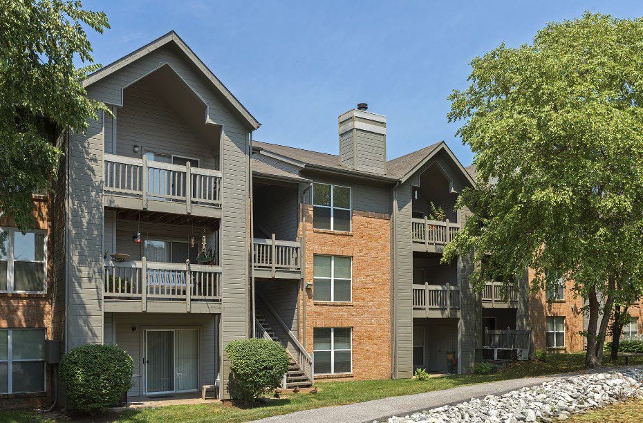 Three Creve Coeur apartment complexes sold