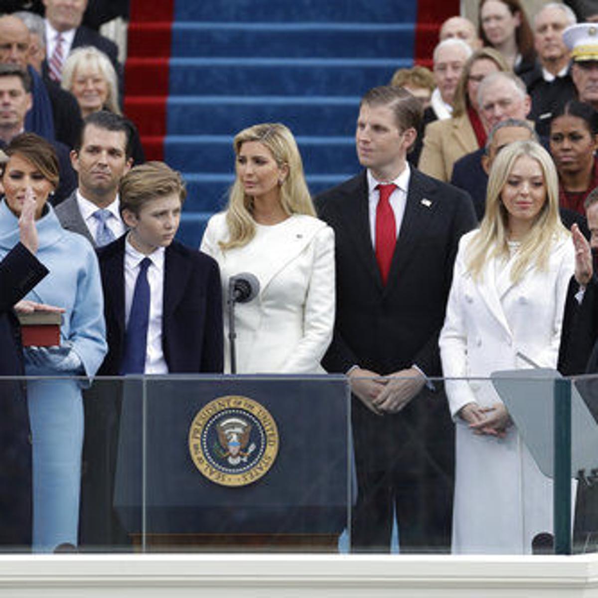 Eugene Robinson Welcome To The Trump Family Swamp National Columnists Stltoday Com
