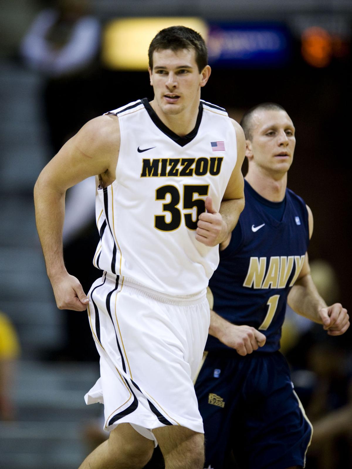 Mu S Jones Relishes Playing Two Sports Mizzou Sports News