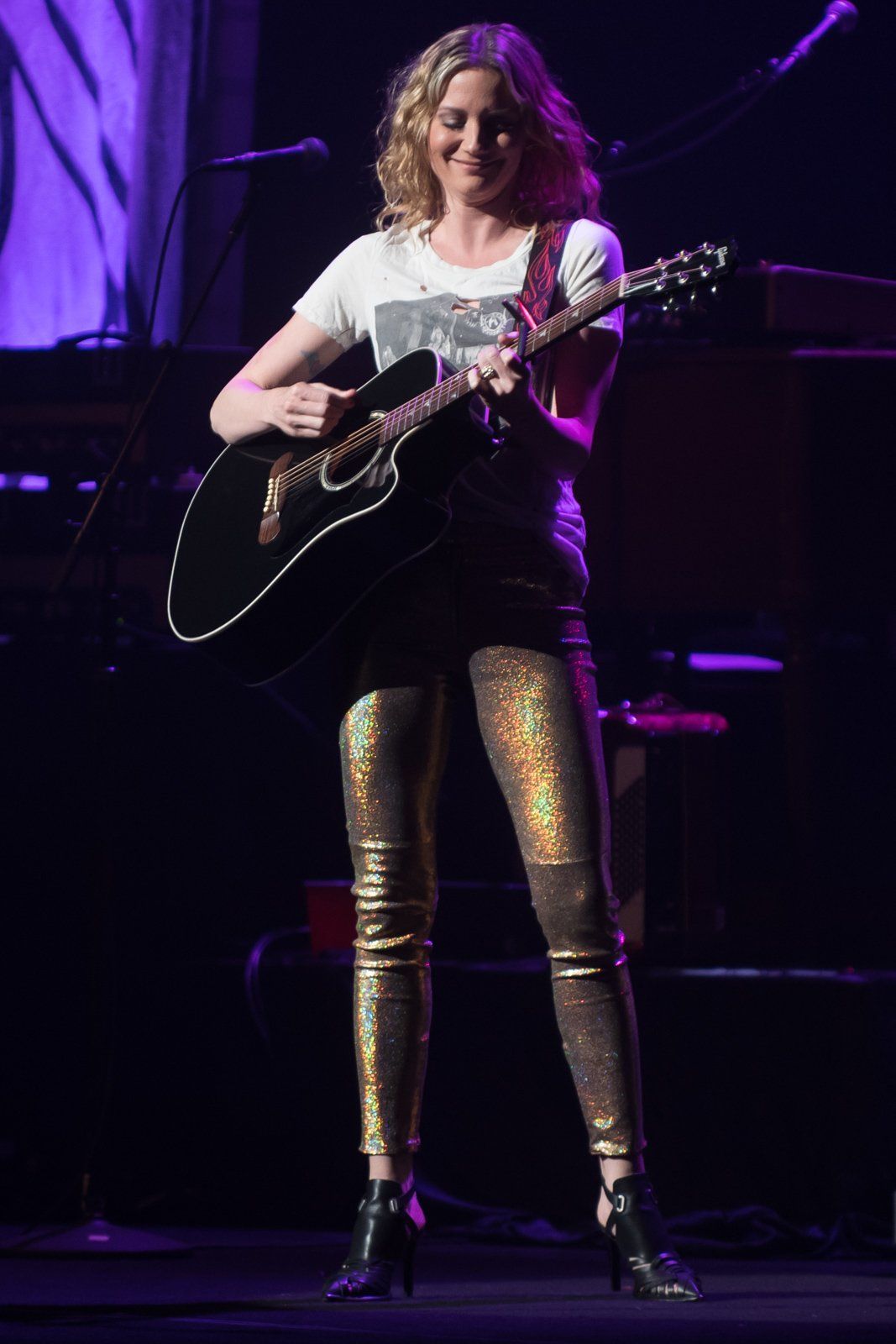 Jennifer Nettles wows with the 'Next Women of Country' at Peabody