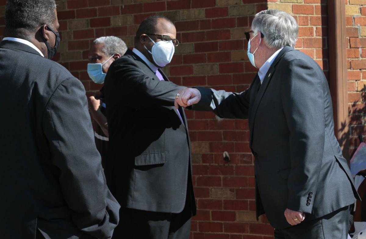 Governor meets clergy distributing masks to area churches