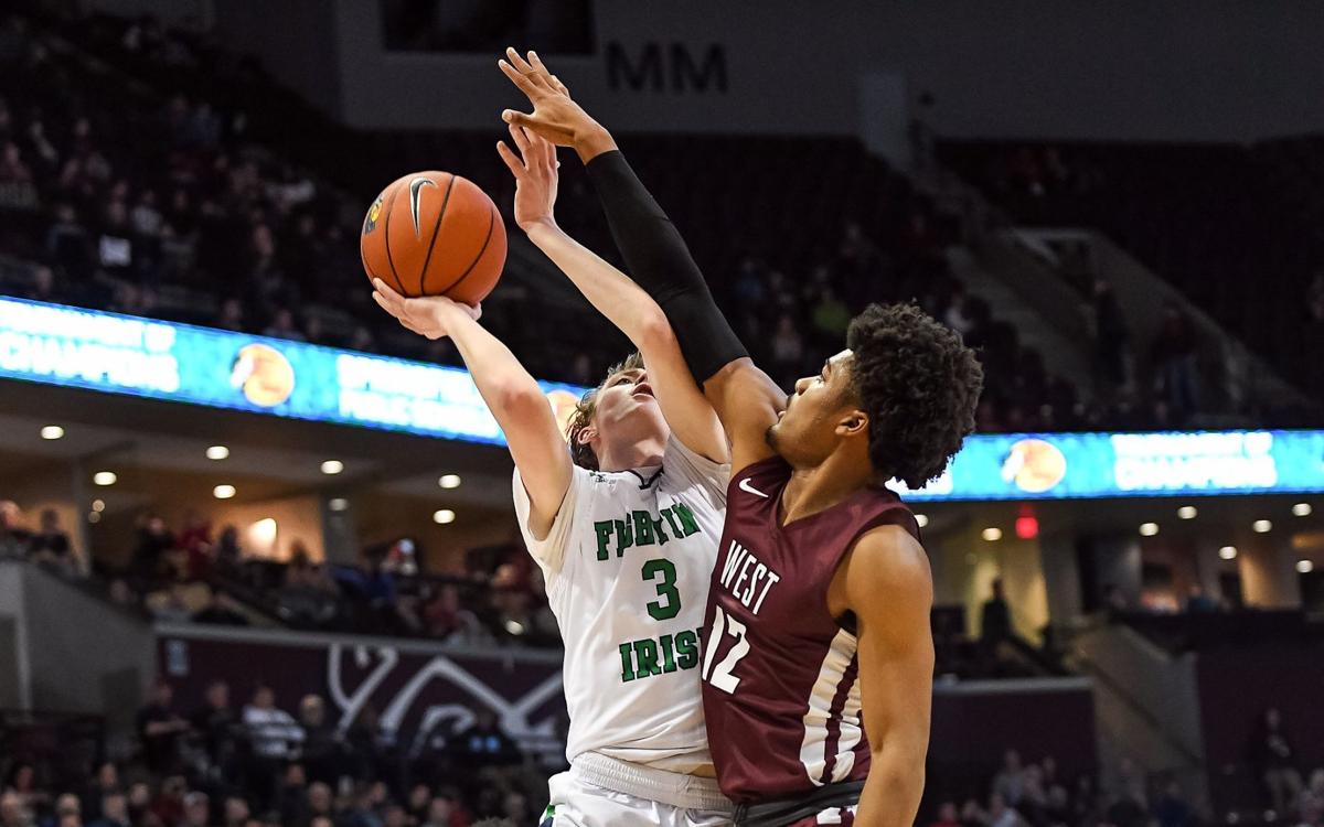 Belleville West Survives Springfield Catholic After Liddell Fouls