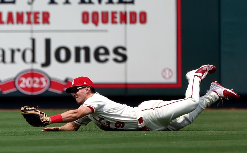 New pitcher? Same old story for Cardinals as Reds lefty riddles them in 2nd  MLB start