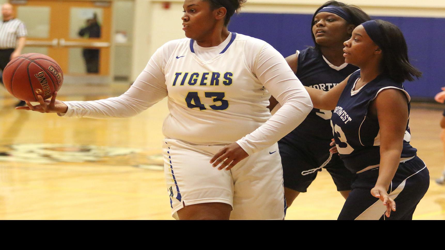 Notebook Hancock Runs Win Streak To 11 Trinity Continues Rise