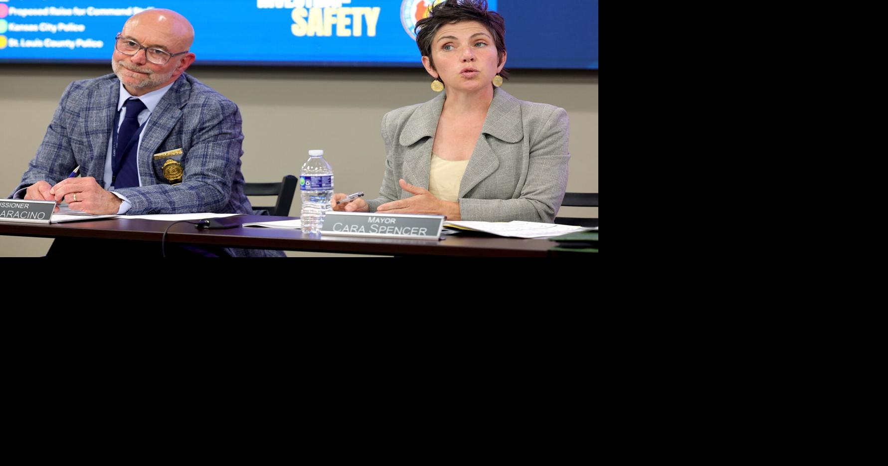 St. Louis mayor questions who OK'd federal agent 'surge' in latest tension with police