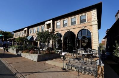 Bistro La Floraison in Clayton