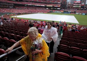 Final Cardinals game vs Diamondbacks rained out, postponed