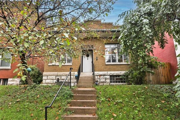 2 Bedroom Home in St Louis - $99,900