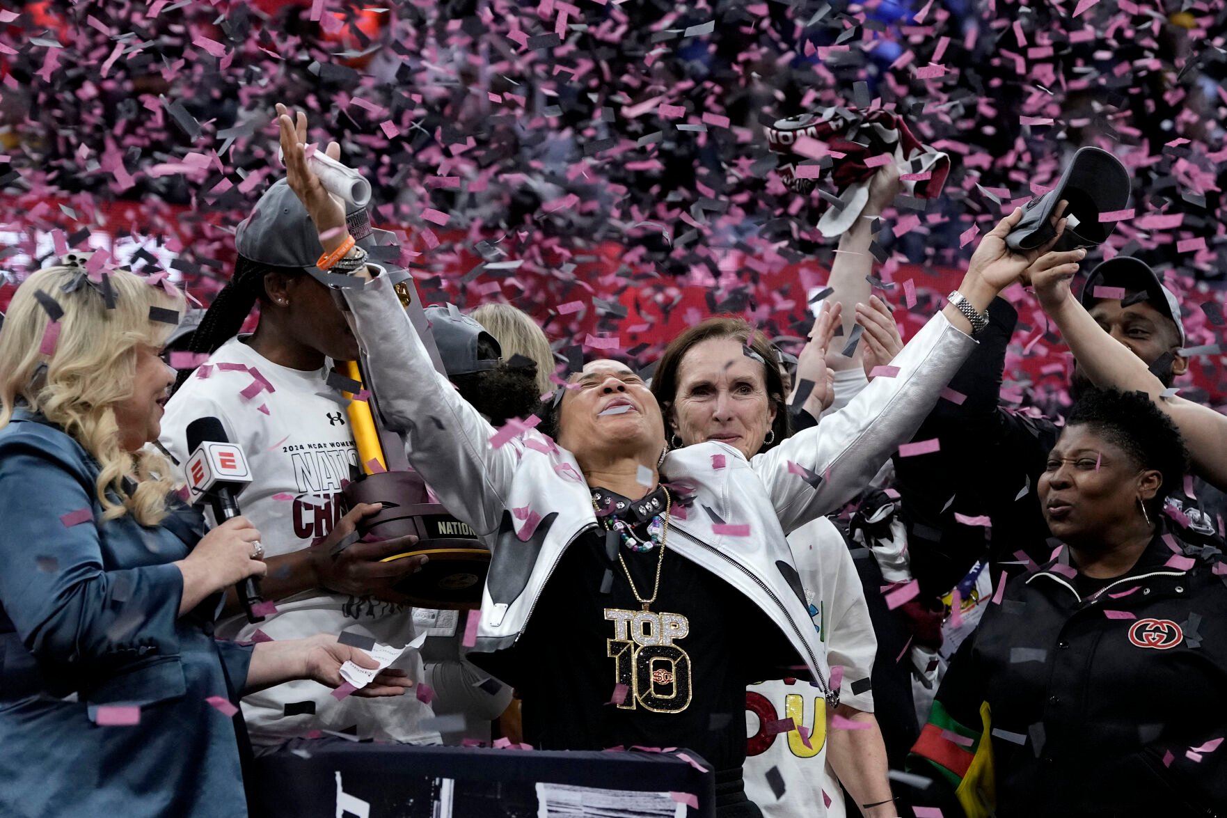 Geno Auriemma Says Dawn Staley's Undefeated Season Was 'harder Today'