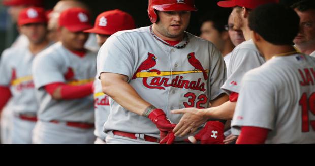 St. Louis Cardinals fans react as team announces new sleeve