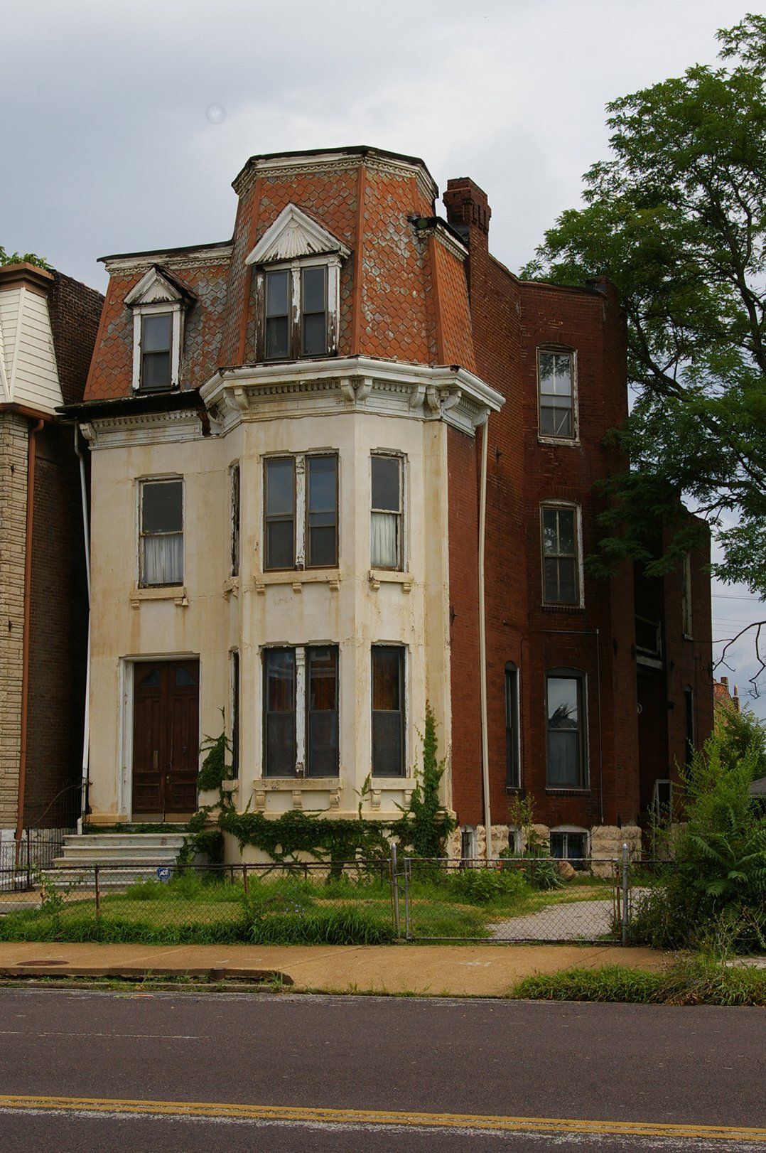 St Louis Has Thousands Of Vacant Buildings Here S A Look At 10 Of Them Metro Stltoday Com St Louis Has Thousands Of Vacant Buildings Here S A Look At 10 Of Them Metro Stltoday Com