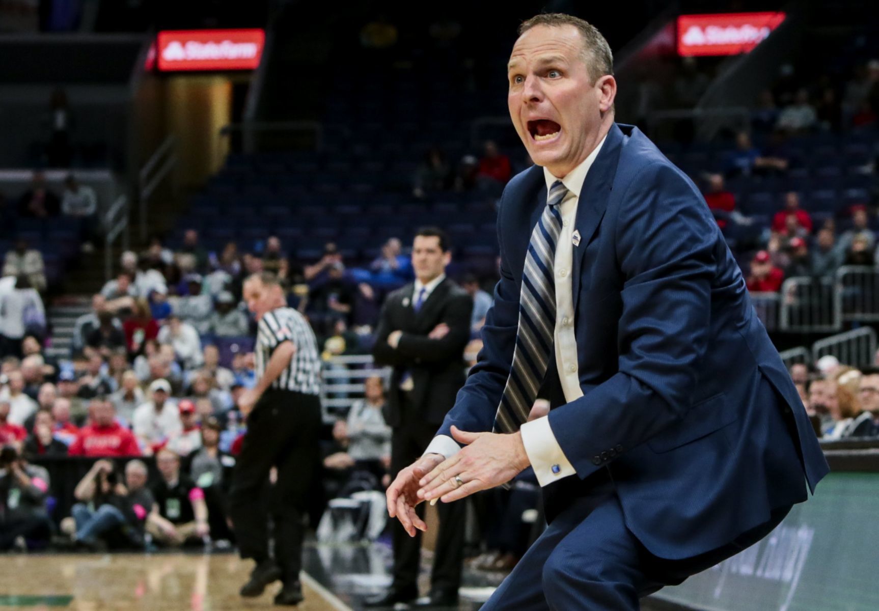 Darian DeVries: A Look At The Drake University Basketball Head Coach