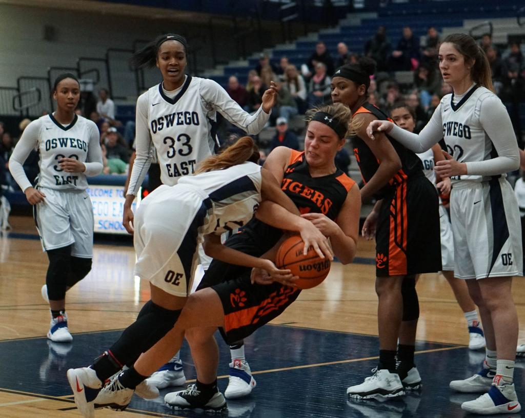 Oswego East Holiday Classic Championship Girls Basketball
