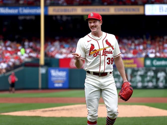 Cardinals' Miles Mikolas shows off his wardrobe