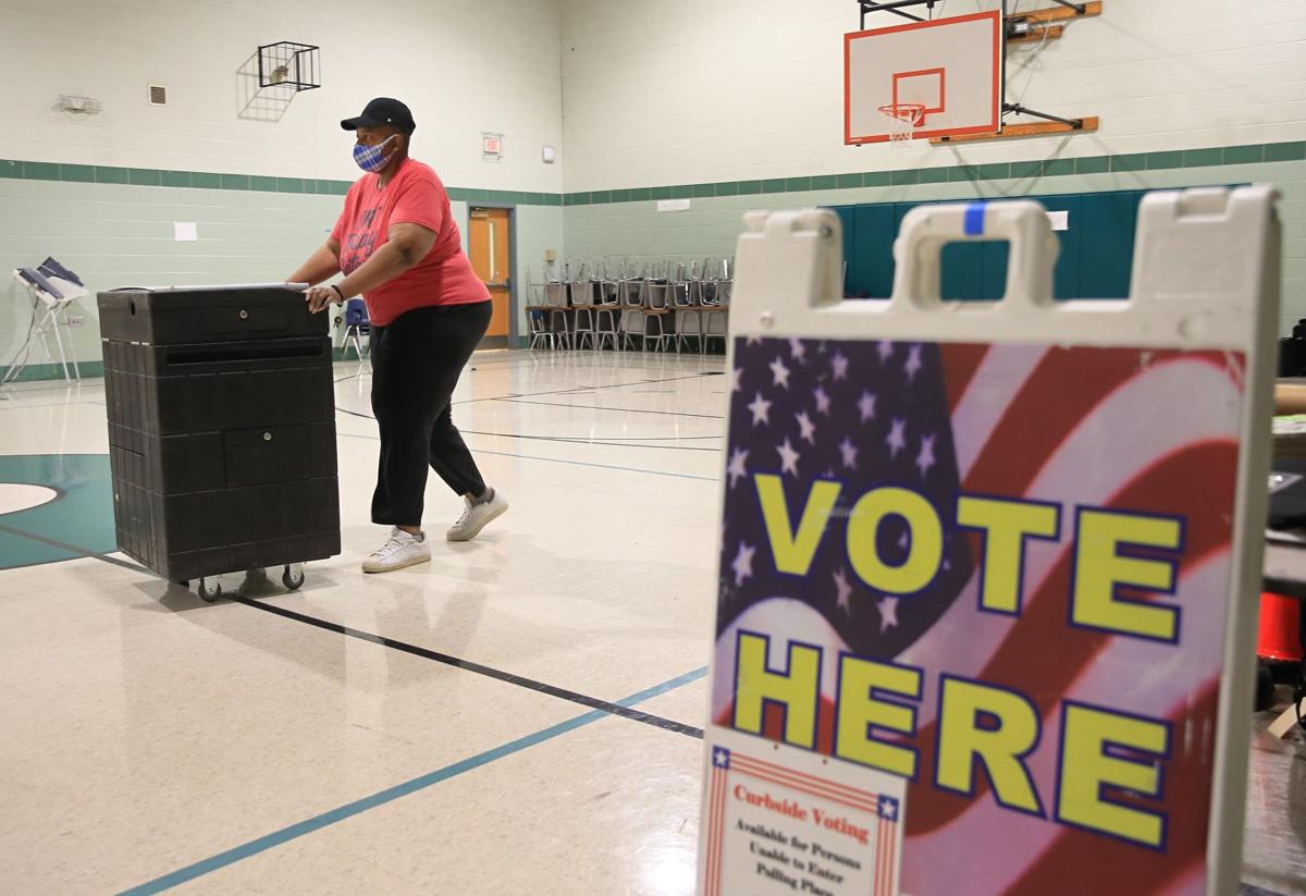 Setting up for election in St. Louis
