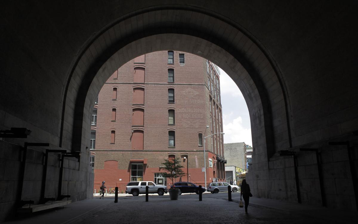 Brooklyn S Dumbo Is A Smart Destination Travel Stltoday Com