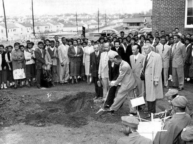 1953: Kinloch High School addition