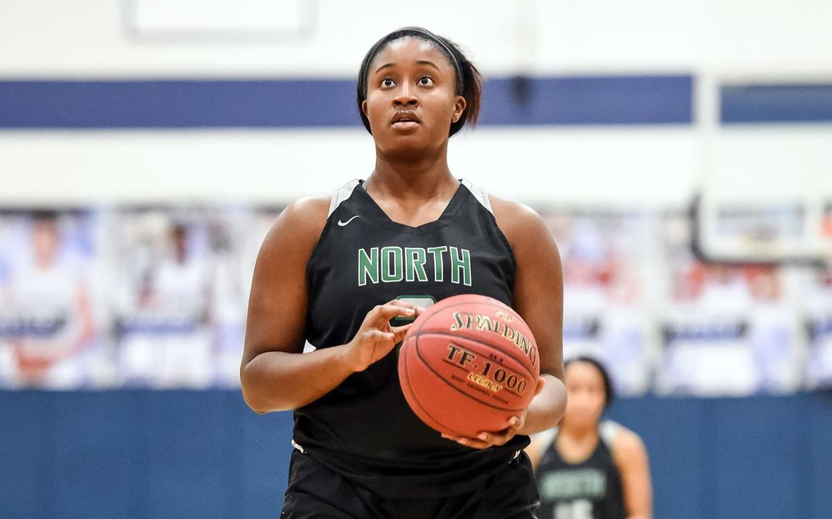 Robinson Joins 1 000 Point Club As Fort Zumwalt North Seizes