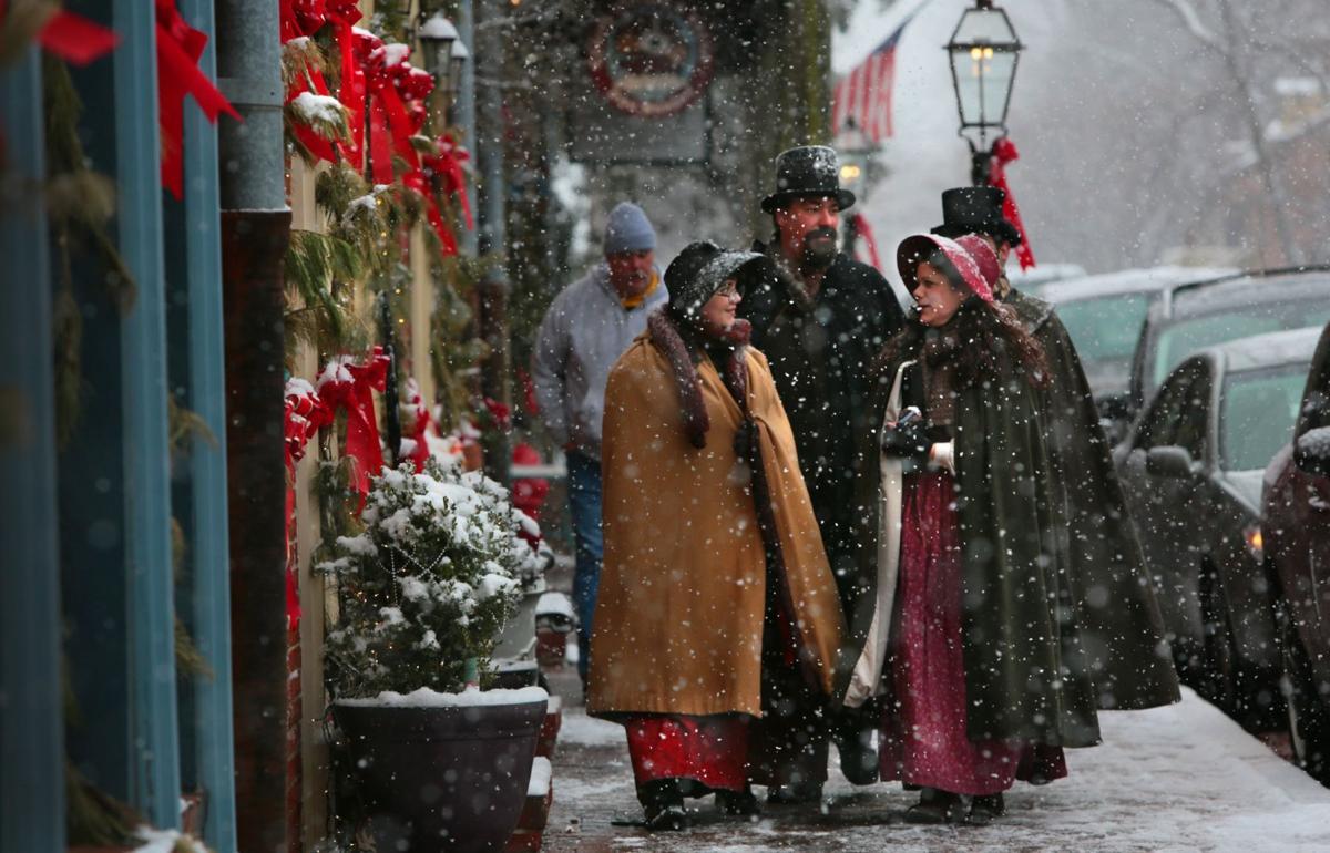 The List Many families make St. Charles a holiday shopping tradition