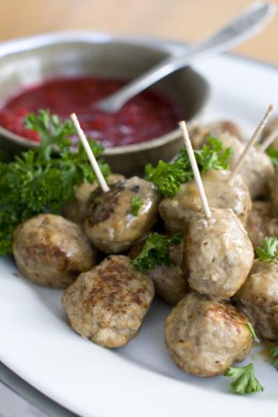 Oscar Party Idea Lightened Swedish Meatballs