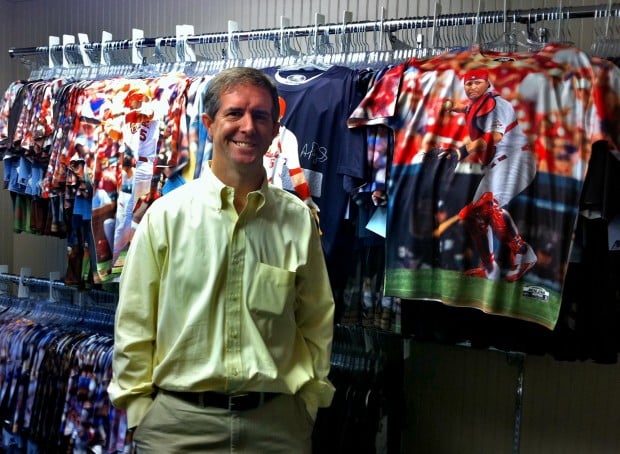 Ex-Cardinals official finds niche in apparel