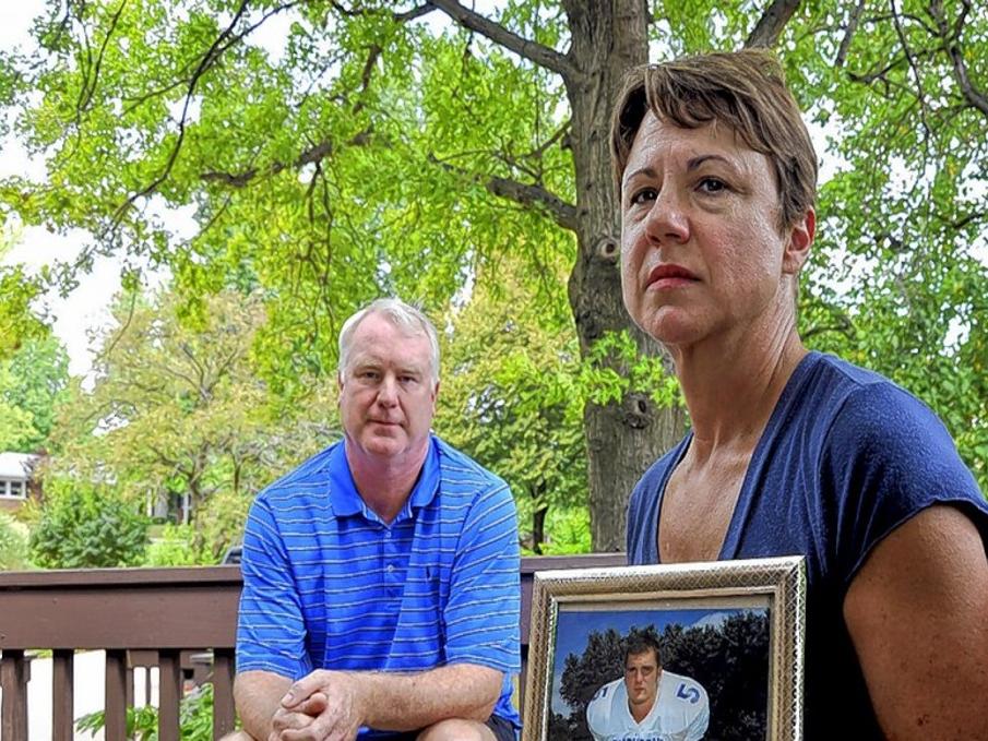 Rising Tide Of Heroin Use Brings Tragedy Local News From The St Charles Suburban Journals Stltoday Com