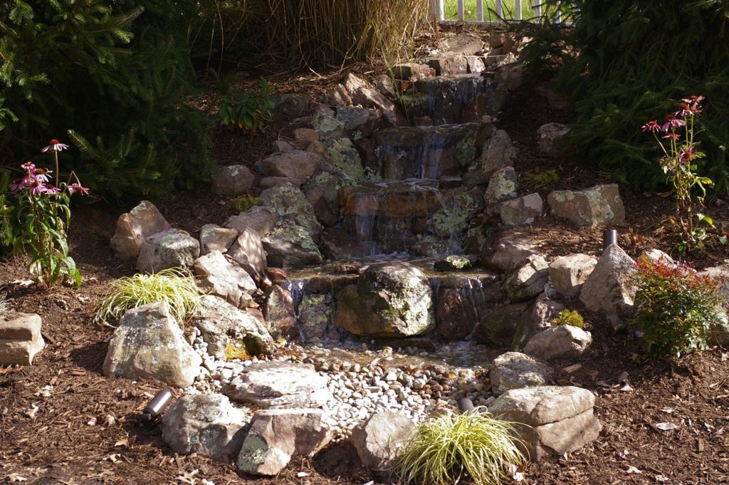 30 Most Beautiful And Attractive Rock Garden Ideas