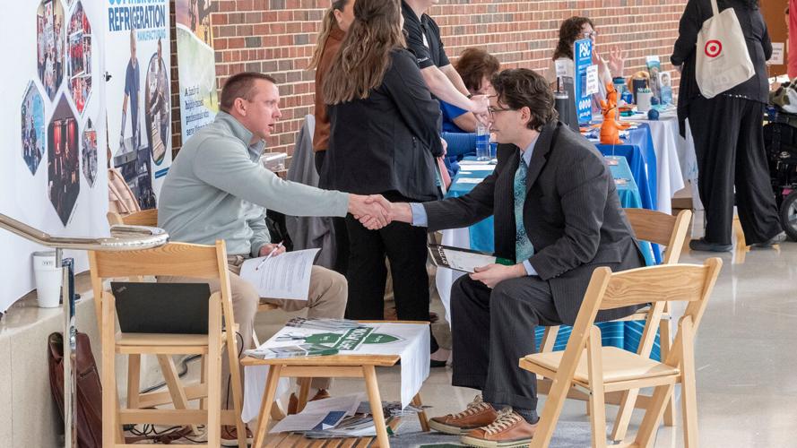 UMSL students and alumni come prepared to impress at Spring Career Fair