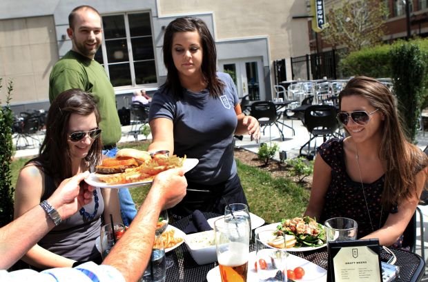 7 sports bars where you can eat like a World Series champ