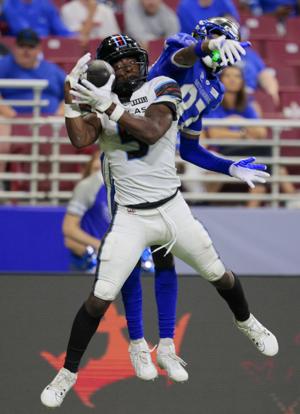 St. Louis Battlehawks take on Dallas Renegades in regular season game