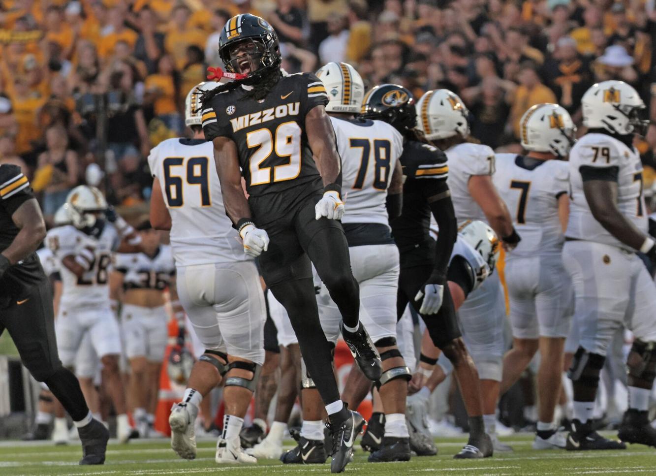 No. 19 Mizzou loses LB, DE to seasonending injuries