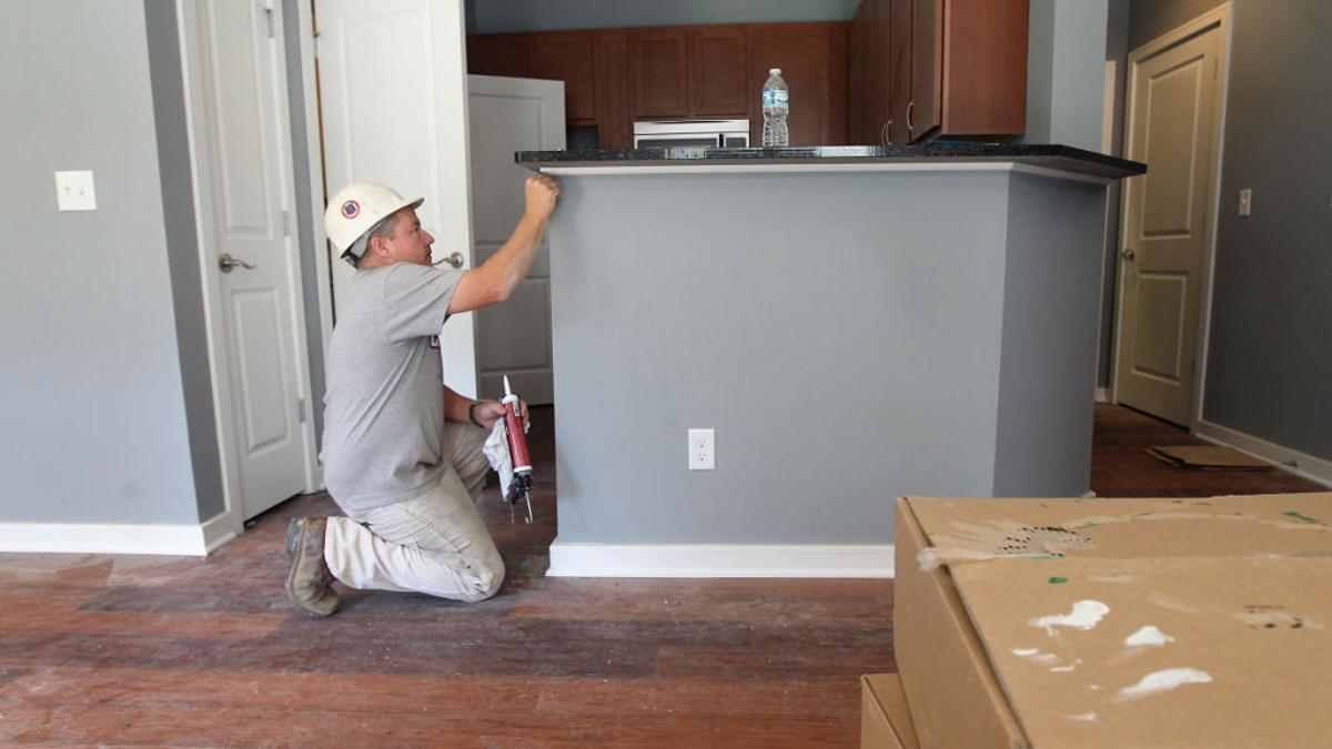 Free Estimates On Hvac Equipment Replacement Contact Us At 281 492 3450 Or Visit Http Www Myacandhe Hvac Maintenance Commercial Hvac Air Conditioner Repair