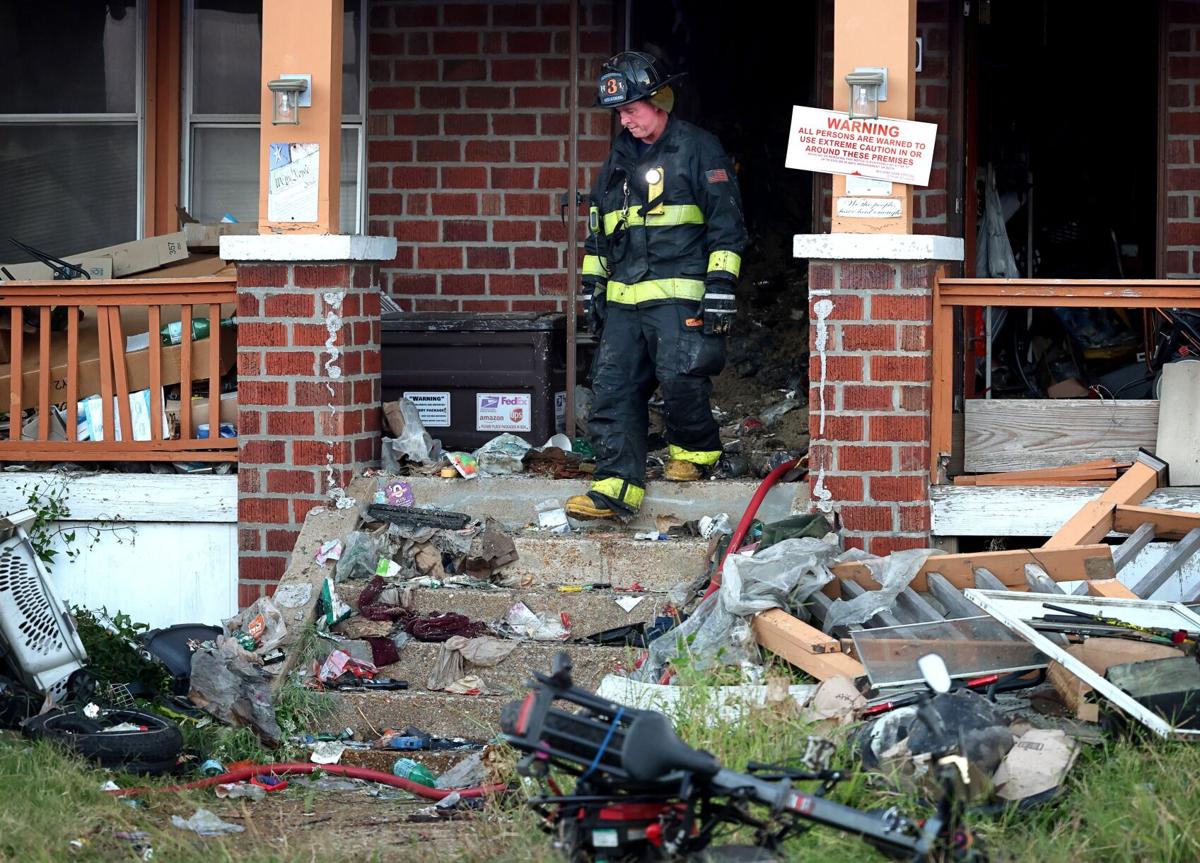 Man found dead as hoarder's home burns in St. Louis