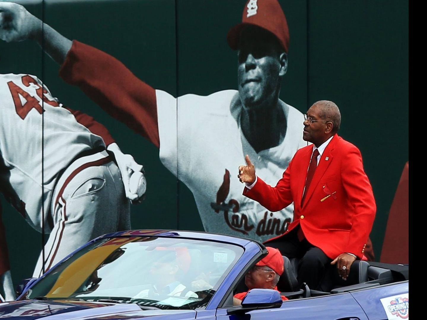 Resilient Cardinals Legend Bob Gibson Throws Cancer A Curve St