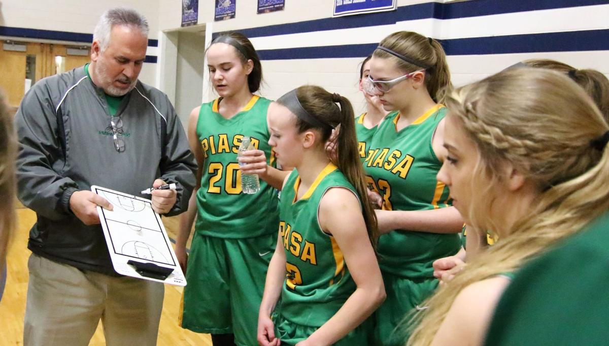 Alton Marquette Vs Piasa Southwestern Girls Basketball 1 Jpg