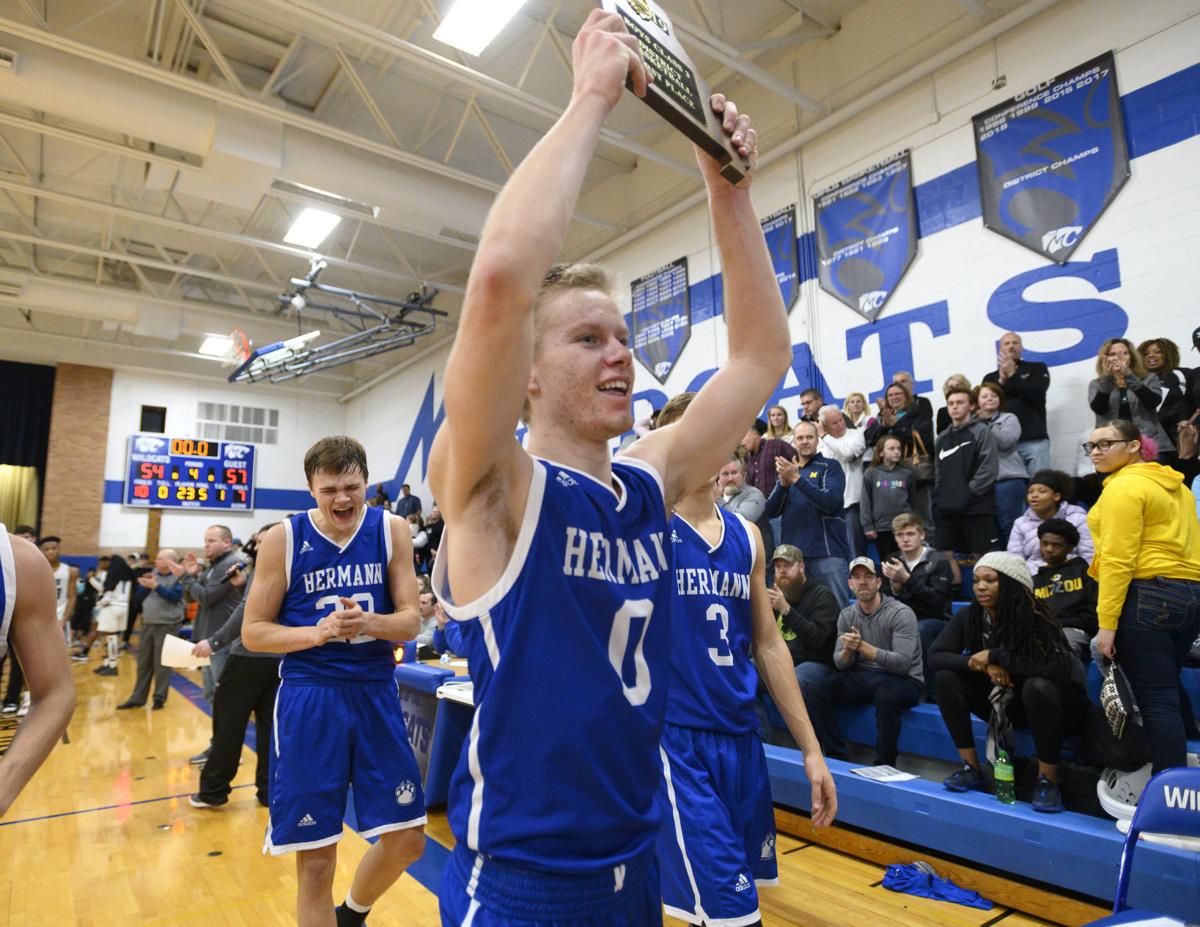 Moeckli Helps Hermann Edge O Fallon Christian For First District