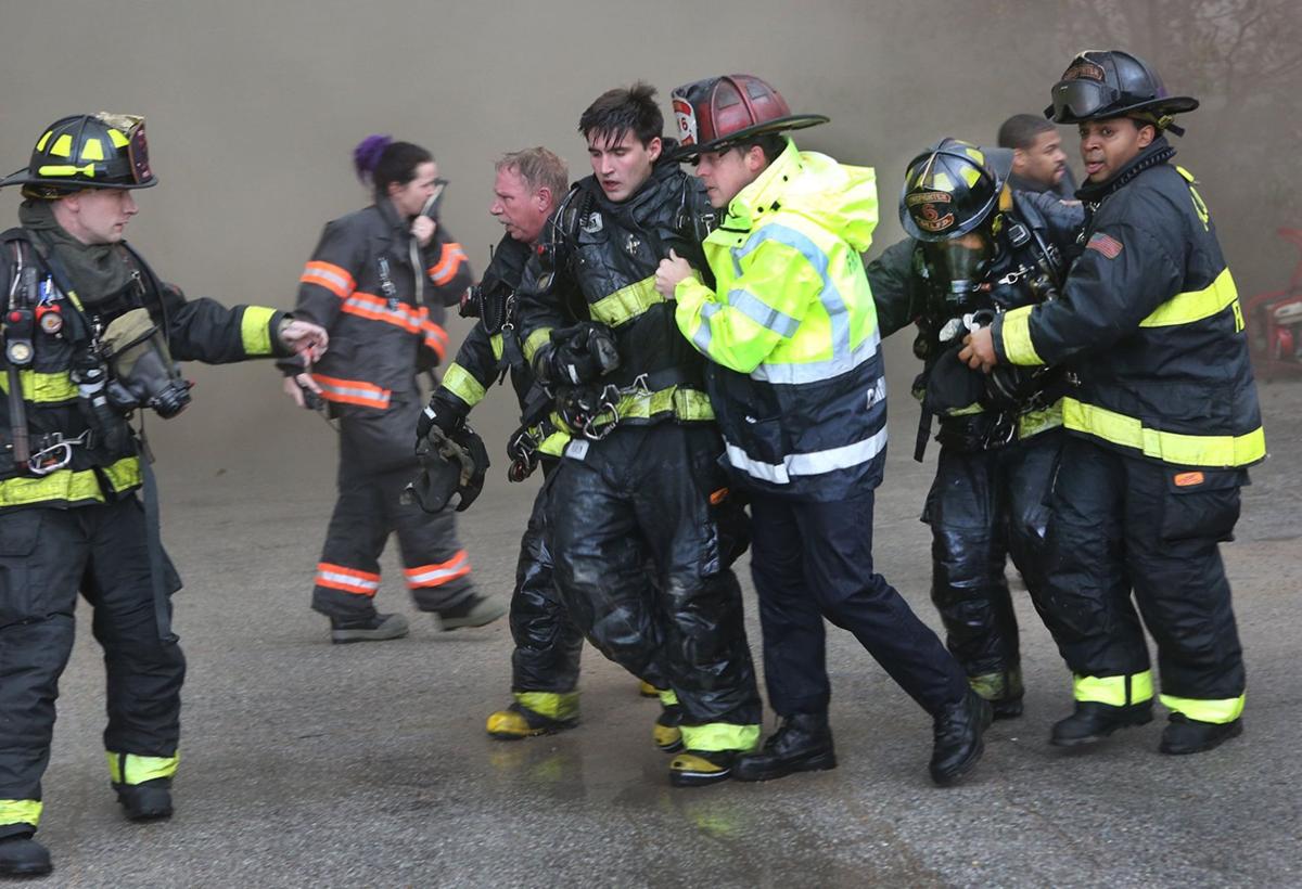 Five-alarm fire destroys St. Louis warehouse