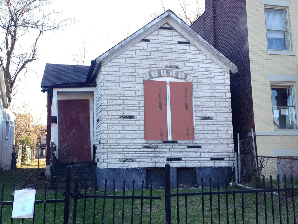 St. Louis targets vacant properties through special tax auctions