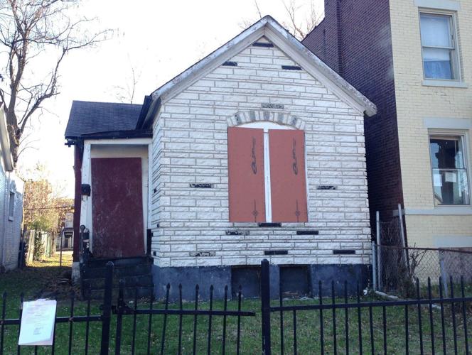 St. Louis auctions vacant properties